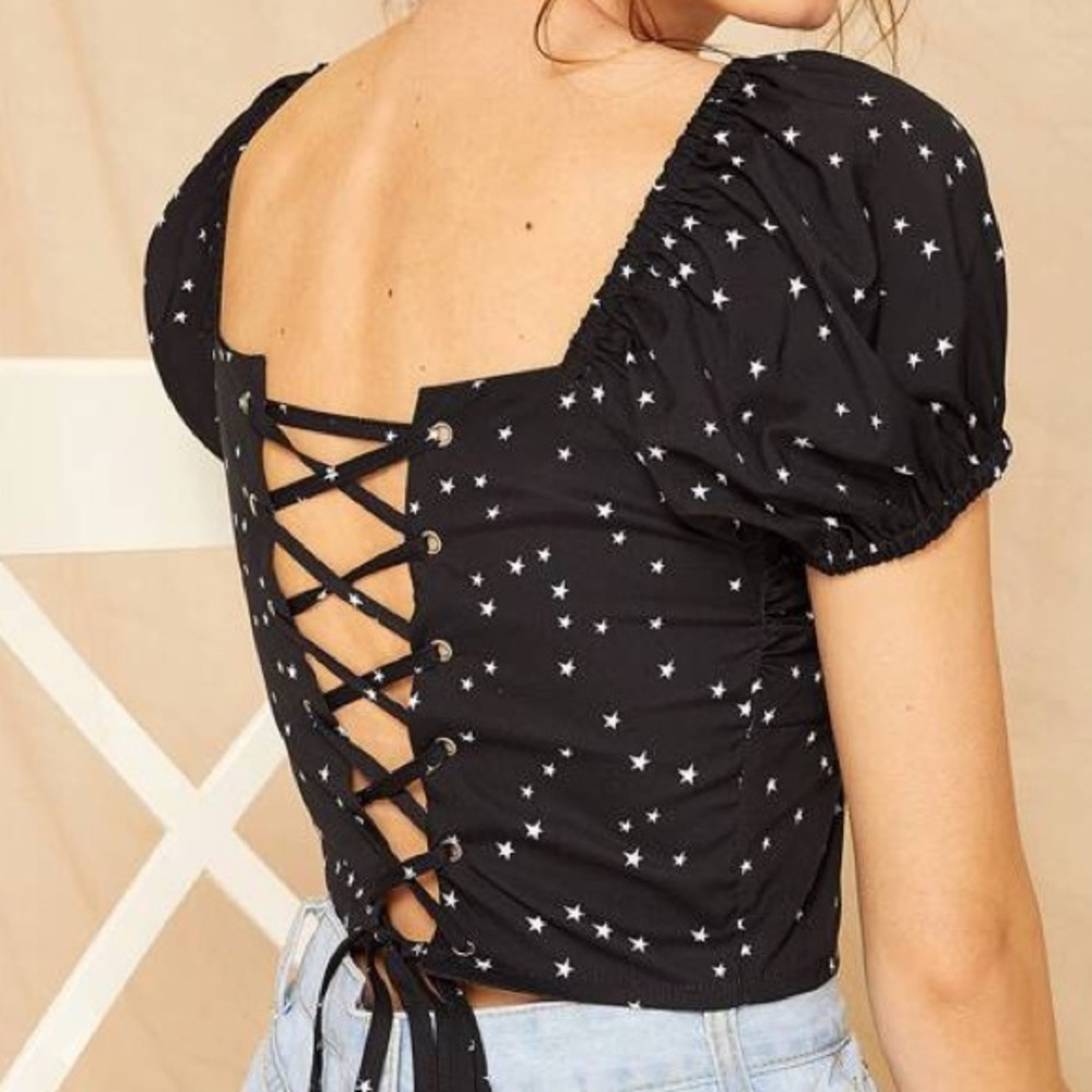 NEVER WORN Star Print Lace-Up Crop Top